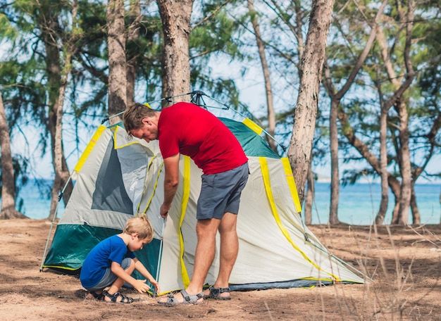 Najlepsze campingi w Chorwacji dla rodzin z dziećmi – komfort i atrakcje na najwyższym poziomie