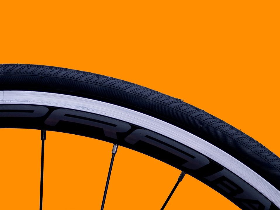 Jak działają hamulce v-brake i do czego są wykorzystywane?